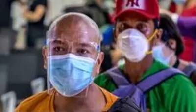 Filipinler'de ikinci dalga endişesiyle on milyonlarca kişiye yeniden sokağa çıkma yasağı geldi Filipinler'de ikinci dalga endişesiyle on milyonlarca kişiye yeniden sokağa çıkma yasağı geldi