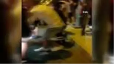 Kuşadası'nda motosiklet kazası; 1'i ağır 2 yaralı Kuşadası'nda motosiklet kazası; 1'i ağır 2 yaralı