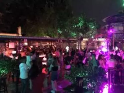 Kuşadası'ndaki işletme Kovid-19 tedbirleri ile dikkat çekiyor Kuşadası'ndaki işletme Kovid-19 tedbirleri ile dikkat çekiyor