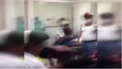 - Lübnan'daki patlamada bilanço ağırlaşıyor: 25 ölü, 3 bine yakın yaralı- Ulusal yas ilan edildi - Lübnan'daki patlamada bilanço ağırlaşıyor: 25 ölü, 3 bine yakın yaralı- Ulusal yas ilan edildi