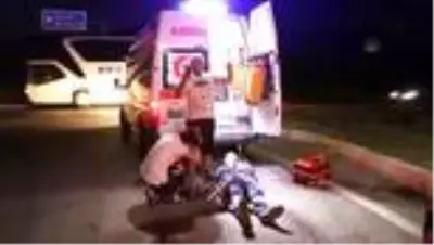 Manisa'da trafik kazası: 2'si ağır 5 yaralı Manisa'da trafik kazası: 2'si ağır 5 yaralı