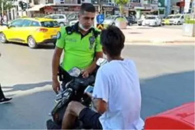 Motorlu kuryenin navigasyondan adrese bakması pahalıya patladı Motorlu kuryenin navigasyondan adrese bakması pahalıya patladı