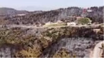 Orman yangınında evi küle döndü, gözyaşlarını tutamadı Orman yangınında evi küle döndü, gözyaşlarını tutamadı