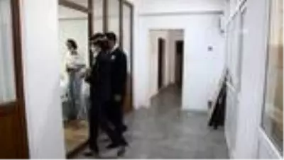 Polis çift, nikah masasına üniformayla oturdu Polis çift, nikah masasına üniformayla oturdu