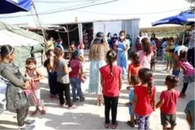 Seyhan'da 3 bin kurbanlık koyun ücretsiz kesildi Seyhan'da 3 bin kurbanlık koyun ücretsiz kesildi