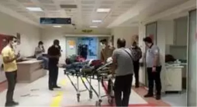 İki aile arasındaki arazi anlaşmazlığında silahlar çekilince kan döküldü: 2 ölü, 1 yaralı İki aile arasındaki arazi anlaşmazlığında silahlar çekilince kan döküldü: 2 ölü, 1 yaralı