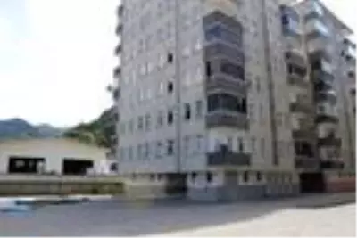 Sürmene'de 2 apartman karantinaya alındı Sürmene'de 2 apartman karantinaya alındı