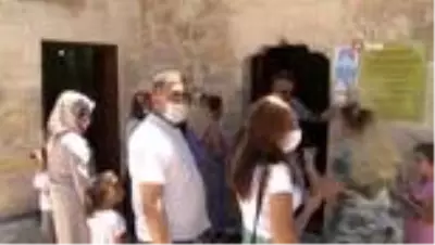 Tarihi Döşeme Camii ibadete açıldı Tarihi Döşeme Camii ibadete açıldı