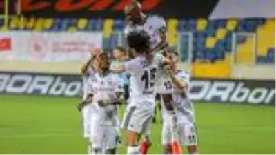 Trabzonspor, Mohamed Elneny'yi kiralamak için Arsenal'e teklif yaptı Trabzonspor, Mohamed Elneny'yi kiralamak için Arsenal'e teklif yaptı