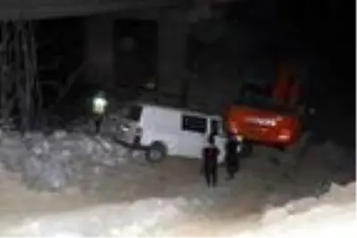 Son dakika haber: Yol çalışmasının olduğu alana giren aracın sürücüsü yaralandı Son dakika haber: Yol çalışmasının olduğu alana giren aracın sürücüsü yaralandı