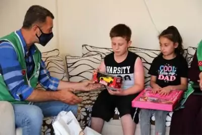 Afrikalı Ali'den Kayserili yetimlere sürpriz Afrikalı Ali'den Kayserili yetimlere sürpriz