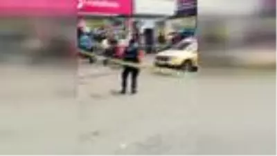 Ağrı'da bıçaklı saldırgan 1'i ağır 4 kişiyi yaraladı Ağrı'da bıçaklı saldırgan 1'i ağır 4 kişiyi yaraladı