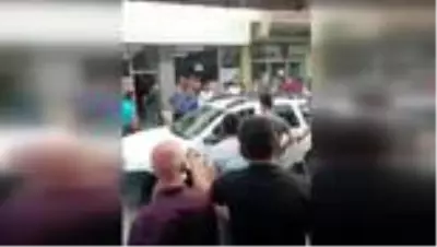 Ağrı'da bıçaklı saldırgan 1'i ağır 4 kişiyi yaraladı Ağrı'da bıçaklı saldırgan 1'i ağır 4 kişiyi yaraladı