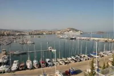 Almanya'nın Türkiye'ye yönelik seyahat uyarısını kısmen kaldırması turizmcileri sevindirdi Almanya'nın Türkiye'ye yönelik seyahat uyarısını kısmen kaldırması turizmcileri sevindirdi