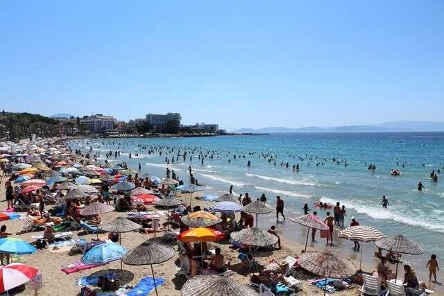 Almanya'nın Türkiye'ye yönelik seyahat uyarısını kısmen kaldırması turizmcileri sevindirdi Almanya'nın Türkiye'ye yönelik seyahat uyarısını kısmen kaldırması turizmcileri sevindirdi