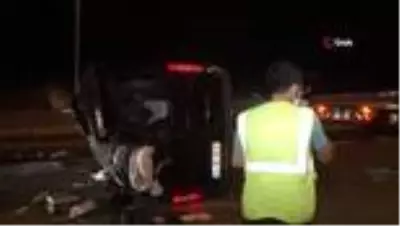 Ankara'da düğüne giden kişileri taşıyan minibüs devrildi: 3'ü ağır 12 yaralı Ankara'da düğüne giden kişileri taşıyan minibüs devrildi: 3'ü ağır 12 yaralı