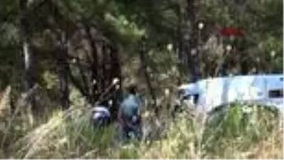 ANTALYA 8 yaşındaki kardeşini bıçakla öldürdüğünü söyleyip, polise teslim oldu ANTALYA 8 yaşındaki kardeşini bıçakla öldürdüğünü söyleyip, polise teslim oldu