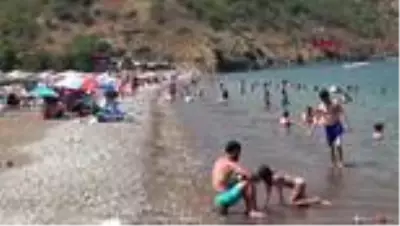 Antalya'da iç pazarda bayram hareketliliği umutlandırdı Antalya'da iç pazarda bayram hareketliliği umutlandırdı