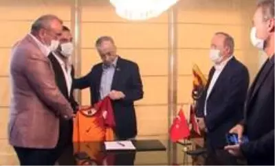 Arda Turan'dan imza sonrası ilk sözler! Profil fotoğrafını '66' ile değiştirdi Arda Turan'dan imza sonrası ilk sözler! Profil fotoğrafını '66' ile değiştirdi