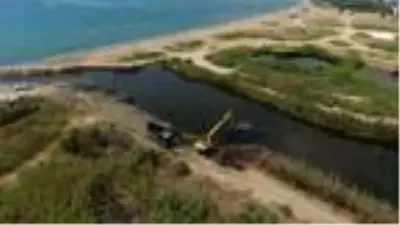 Balıkesir Büyükşehir Belediyesi, deniz kirliliği ile mücadele ediyor Balıkesir Büyükşehir Belediyesi, deniz kirliliği ile mücadele ediyor