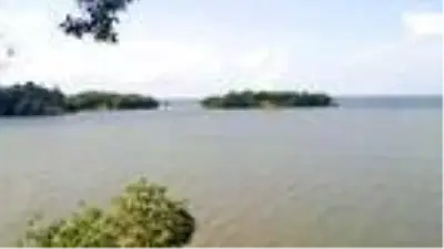 Bangladeş'te tekne alabora oldu: 17 ölü Bangladeş'te tekne alabora oldu: 17 ölü