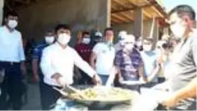 Başkan Ergü'den personele teşekkür yemeği Başkan Ergü'den personele teşekkür yemeği
