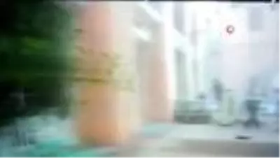 Beyrut'ta gelin ve damat, düğün fotoğrafı çektirdikleri sırada patlamaya yakalandı Beyrut'ta gelin ve damat, düğün fotoğrafı çektirdikleri sırada patlamaya yakalandı