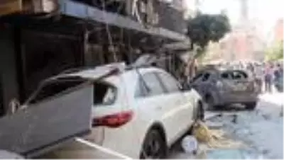 Beyrut'taki patlama sonrası sokaklar harabeye döndü (4) Beyrut'taki patlama sonrası sokaklar harabeye döndü (4)