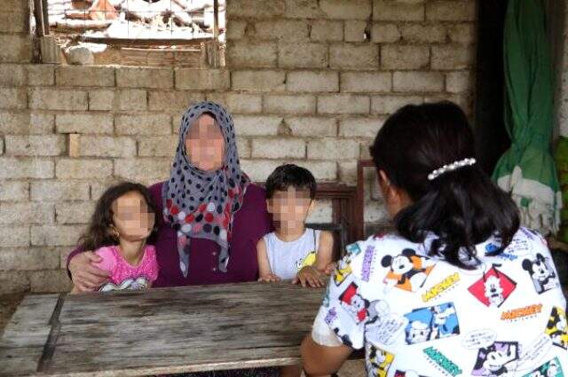 Boşanma isteğini hazmedemeyen koca, 3 çocuğunun gözleri önünde eşine saldırdı