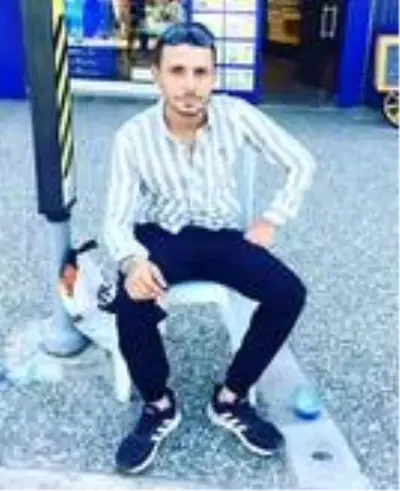 Denizde kaybolan genç Yunanistan'da aransın Denizde kaybolan genç Yunanistan'da aransın