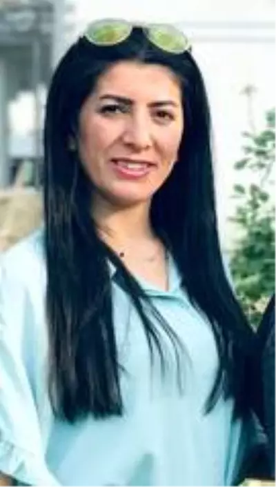 Evlilik hazırlığı yapan genç çift, yan yana toprağa verildi Evlilik hazırlığı yapan genç çift, yan yana toprağa verildi