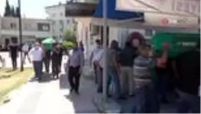 Hataylı gurbetçi aile toprağa verildi Hataylı gurbetçi aile toprağa verildi
