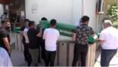 Hataylı gurbetçi aile toprağa verildi Hataylı gurbetçi aile toprağa verildi