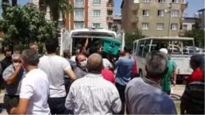 Son dakika... Hataylı gurbetçi aile toprağa verildi Son dakika... Hataylı gurbetçi aile toprağa verildi