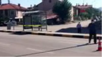 ISPARTA Şüpheli çantadan kuruyemiş ve cips paketleri çıktı ISPARTA Şüpheli çantadan kuruyemiş ve cips paketleri çıktı