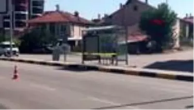 ISPARTA Şüpheli çantadan kuruyemiş ve cips paketleri çıktı ISPARTA Şüpheli çantadan kuruyemiş ve cips paketleri çıktı