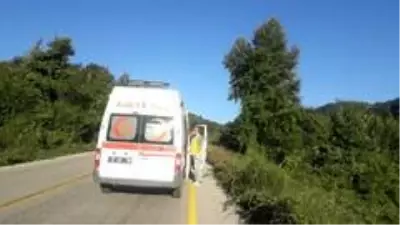 Kastamonu'da otomobil şarampole uçtu: 1 yaralı Kastamonu'da otomobil şarampole uçtu: 1 yaralı