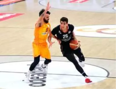 Kenan Sipahi Fenerbahçe Beko'da Kenan Sipahi Fenerbahçe Beko'da
