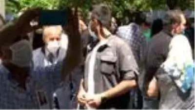 Kılıçdaroğlu, iş insanı Murtaza Çelikel'in cenaze törenine katıldı Kılıçdaroğlu, iş insanı Murtaza Çelikel'in cenaze törenine katıldı