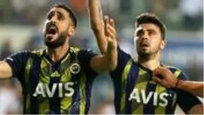 Maaşında indirime giden Tolga Ciğerci, önümüzdeki sezon da Fenerbahçe forması giyecek Maaşında indirime giden Tolga Ciğerci, önümüzdeki sezon da Fenerbahçe forması giyecek