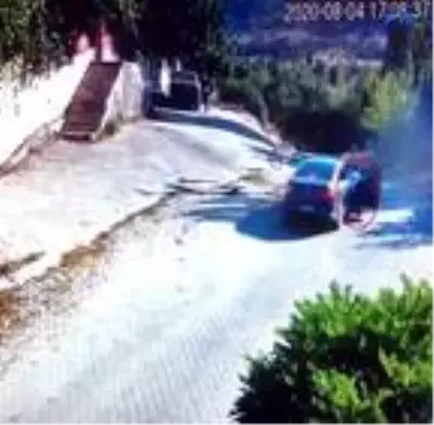 Mal paylaşımı yüzünden tartıştığı babasının evine tüfekle ateş açtı Mal paylaşımı yüzünden tartıştığı babasının evine tüfekle ateş açtı