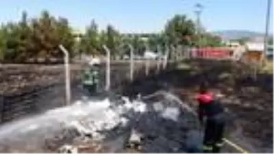 OSB'deki yangın, doğal gaz dağıtım istasyonuna sıçramadan söndürüldü OSB'deki yangın, doğal gaz dağıtım istasyonuna sıçramadan söndürüldü