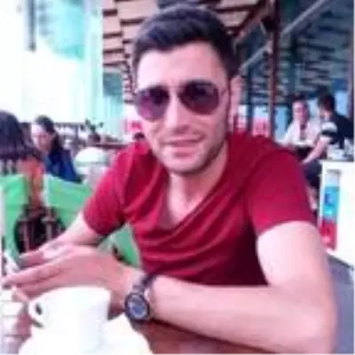 Hakkari'deki trafik kazasında can veren çiftin evlilik hazırlığında olduğu ortaya çıktı Hakkari'deki trafik kazasında can veren çiftin evlilik hazırlığında olduğu ortaya çıktı