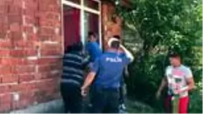 Safranbolu'da yangın çıkan ev kullanılamaz duruma geldi Safranbolu'da yangın çıkan ev kullanılamaz duruma geldi