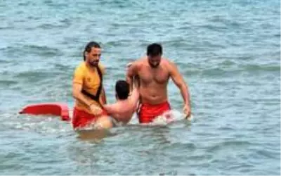 Samsun'da cankurtaranlar tarafından 2 ayda 98 kişi kurtarıldı Samsun'da cankurtaranlar tarafından 2 ayda 98 kişi kurtarıldı