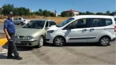 Son dakika haberleri | Samsun'da kavşakta iki otomobil çarpıştı: 5 yaralı Son dakika haberleri | Samsun'da kavşakta iki otomobil çarpıştı: 5 yaralı