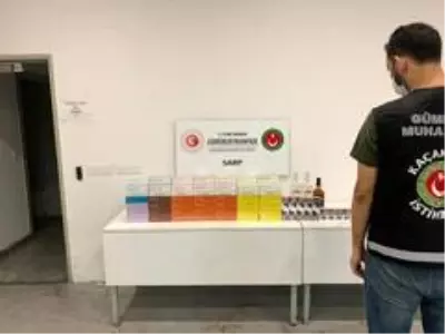 Sarp Sınır Kapısında 53 bin lira değerinde içki ve sigara ele geçirildi Sarp Sınır Kapısında 53 bin lira değerinde içki ve sigara ele geçirildi