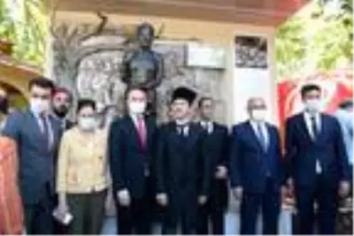 Şentop: Fransa, Libya'da meşru hükümete karşı ayaklanan darbecilerle beraber Şentop: Fransa, Libya'da meşru hükümete karşı ayaklanan darbecilerle beraber