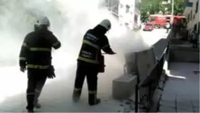 Trafoda çıkan yangın korkuttu Trafoda çıkan yangın korkuttu