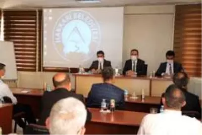 Son dakika haberleri: Vali Abıyık, muhtarlarla bir araya geldi Son dakika haberleri: Vali Abıyık, muhtarlarla bir araya geldi